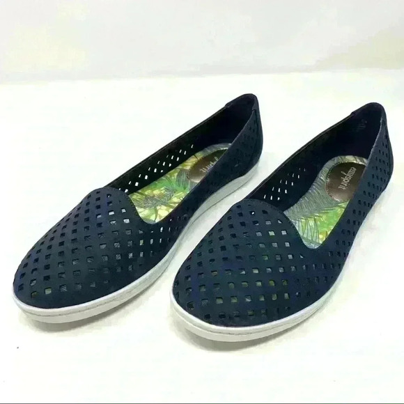 Easy Spirit Dexlee 3 Flat Shoes Blue Cut Out 9 New - Picture 2 of 8